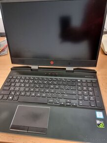 Predám herný notebook HP OMEN, 16GB RAM, WIN 11