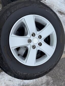 Suzuki Grand Vitara 225/70R16