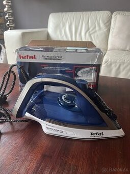 Tefal Ultragliss plus- naparovacia žehlička