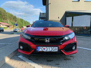 Honda Civic Hatchback: full výbava, málo km, garážované