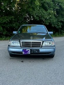 Mercedes C180