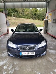 Lexus IS 220d