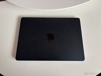 MacBook Air 13" Apple M2 8C CPU 8C GPU 8GB 256GB Polnočný SK