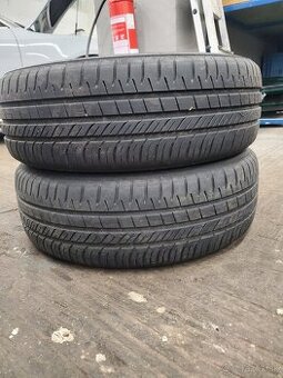 Predam letne pneu Momo 195/65R15