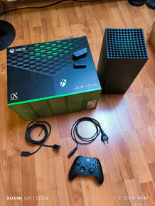 Predám Xbox series X + užitočné príslušenstvo