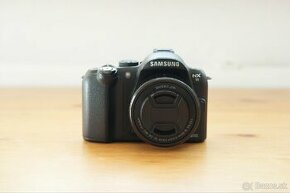 Samsung NX10 + 16-50mm IOS - 1