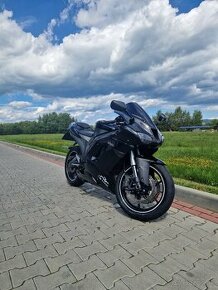 Kawasaki zx6r ninja - 1