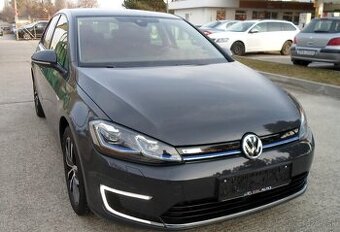 Volkswagen Golf Digital Cockpit Elektromobil