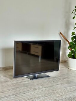 Panasonic VIERA 115 cm