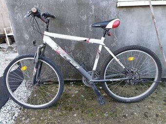 Horský bicykel veľkosť 26