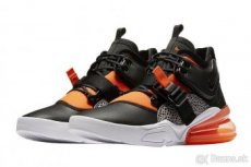 Nike Air Force 270 Safari