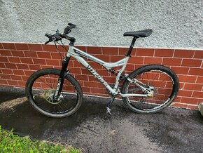 Horsky bycikel  znacky Specialized