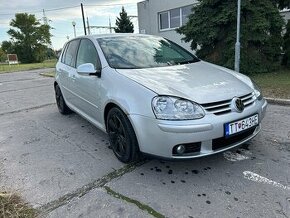 Volkswagen Golf V 2.0tdi 103kw manuál 6st