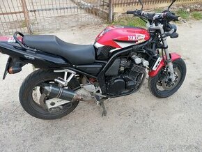 Yamaha FZS 600 Fazer