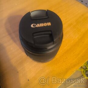 Canon EF-S 18-55mm