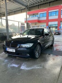 BMW E90 320i 2007 - 1