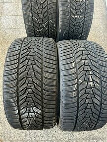 Predám zim.pneu. Hankook 245/35 R20 + 275/30 R20