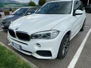 BMW X5 xDrive30d 190kw M-Paket 1maj. Pano 04/2017 - 1