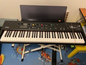 Yamaha CP73