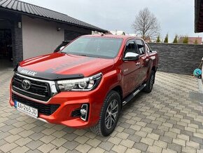 Toyota Hilux - 1