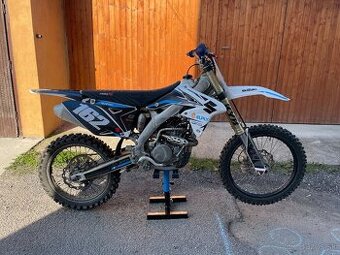 SUZUKI RMZ 250