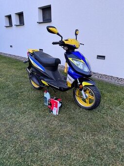 Motowell magnetsport 50cc 2T skuter