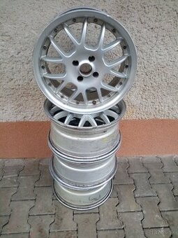 Elektróny R16 4x100