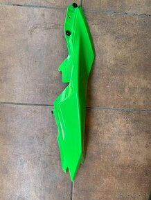 Pravý bočný chvostový panel na Kawasaki Ninja 300