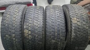 215/70 R15C zimné