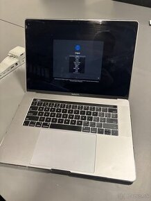 Macbook pro 15 CTOI9 8 jadro, 2019 1000GB 1TB SSD