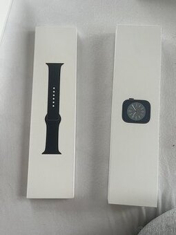 Apple Watch series 8 + Nike Sport Loop