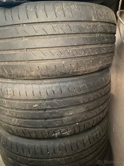 235/40 r18 - 1