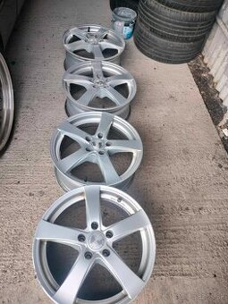 4ks alu disky Dezent 5x114,3 r17