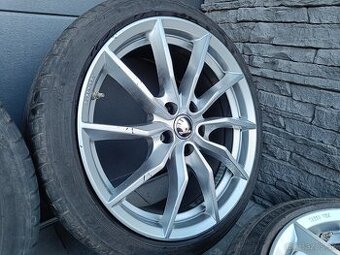 Letná sada 18" 5x112 Škoda Octavia 225/40 R18