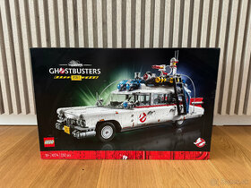 10274 LEGO Ghostbusters ECTO-1 - 1