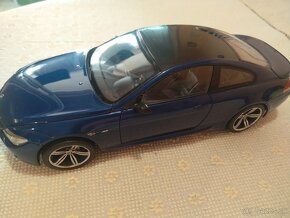 Predam BMW  M6 1 :18 KYOSHO