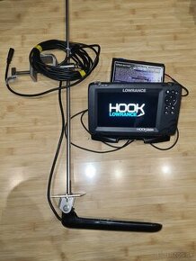 Lowrance hook reveal 7 tripleshot