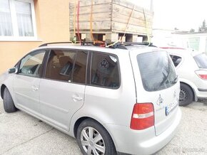 Predam vw touran 2.0 TDI 103Kw