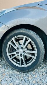 Hliníkové disky + Nokian M+S 205/55 R16 - 4x