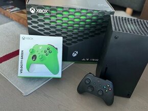 Málo používaný XBOX Series  X 1SSD + úplne nový ovládač - 1