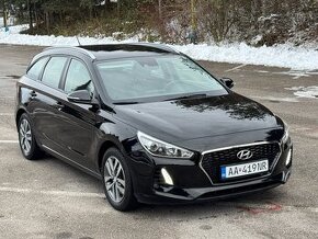 i30 1.4 T-GDi 103kw benzin,71tis.km 1.majitel