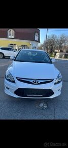 HYUNDAI I30 BENZIN 1,4 BENZIN ROK 2011