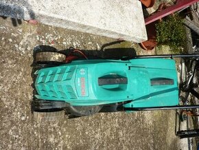 BOSCH ARM 32 -zatial v celku.... 20 euro - 1