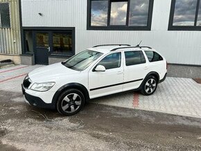 Škoda Octavia Combi Scout 2.0TDI DSG