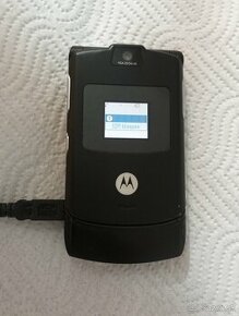 Motorola rázr v 3