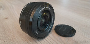 SONY E PZ 16 – 50 f / 3,5 – 5,6 OSS - 1