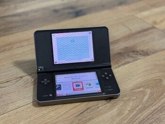 Nintendo DSi XL