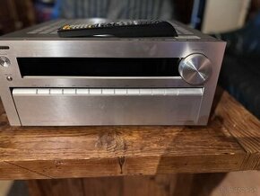 Predám receiver ONKYO TX-NR818 S