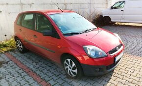 Predám Ford Fiesta rv12/2008, iba 114000km, ťažné, nová STK