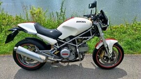 DUCATI MONSTER 620i